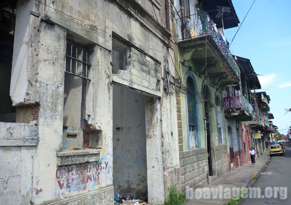 Edifícios antigos na cidade do Panamá