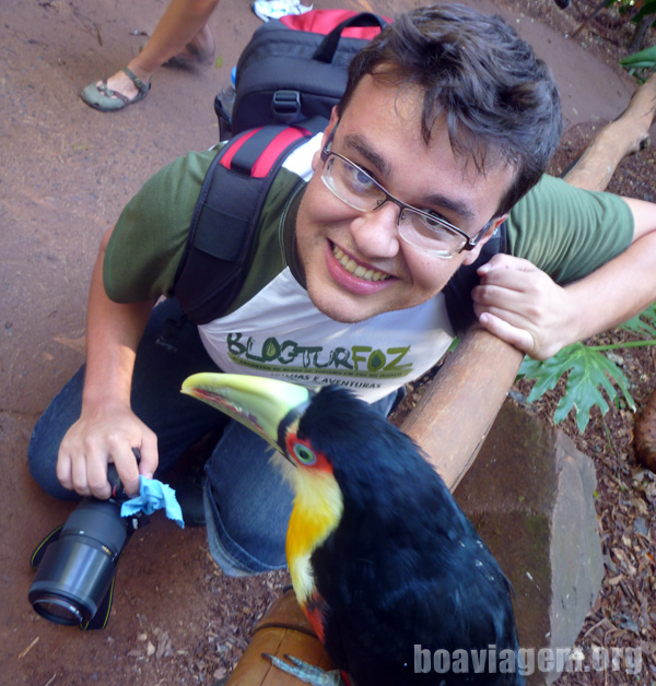 Eu e um tucano no Parque das Aves