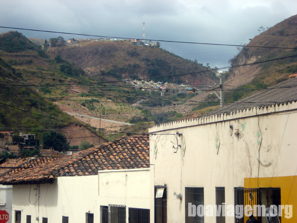 Exemplo do relevo da cidade de Tegucigalpa