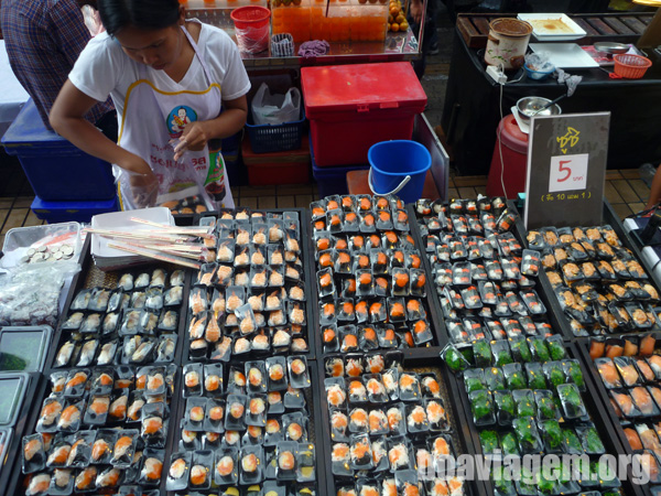 Sushi expresso na Khao San Road