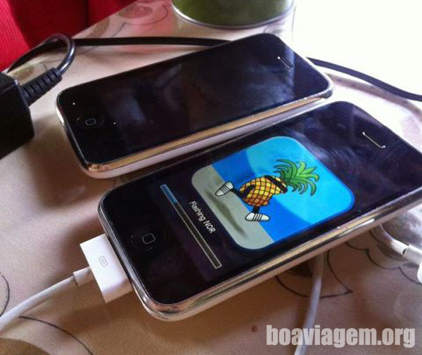 Dois iphones usados comprados via craiglist