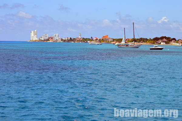 O incrível azul do mar que banha a Ilha de Cozumel