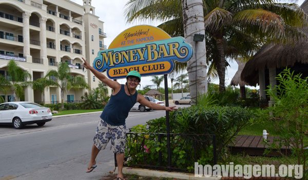 Snorkel Cozumel Money Bar