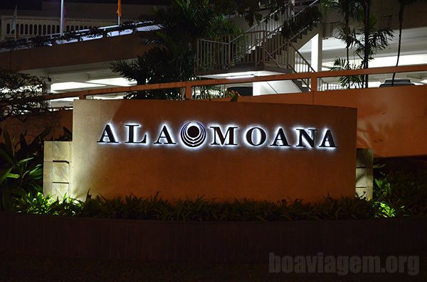 Investir os passeios noturnos nos shoppings, tal como o Alamoana