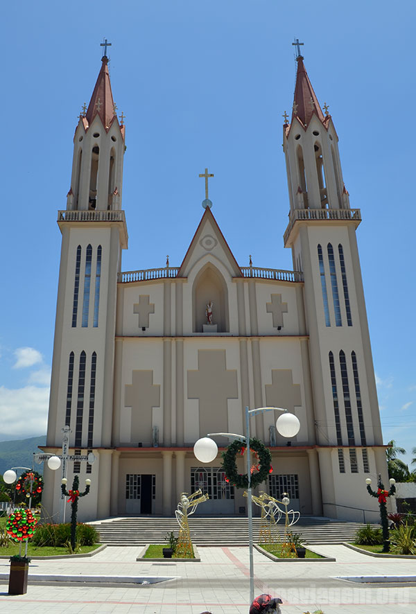 A bela Igreja Matriz no centro de Praia Grande - SC