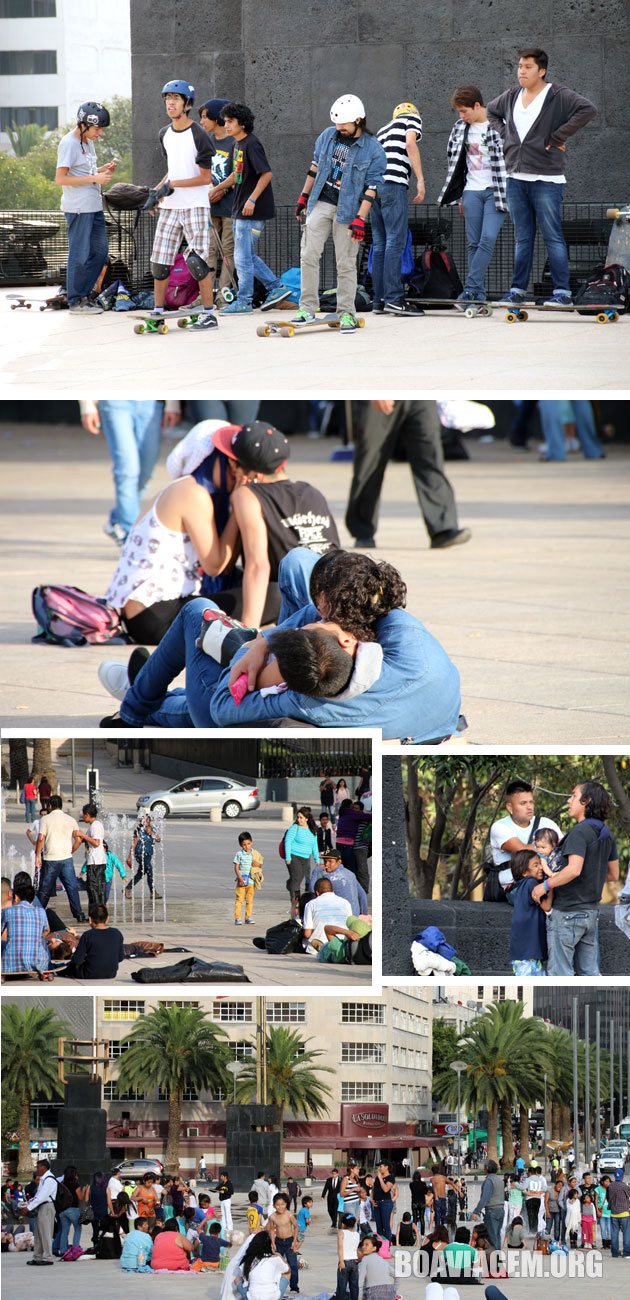 Rotina de vida mexicana em um fim de tarde na Plaza de la Republica