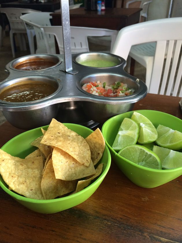 Molhos e acompanhamentos obrigatórios para uma verdadeira refeição mexicana