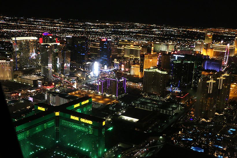 Primeiras imagens aéreas de Las Vegas durante a noite