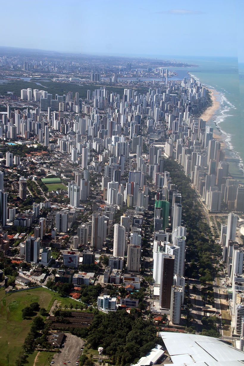 Vista aérea da cidade de Recife - capital do Pernambuco