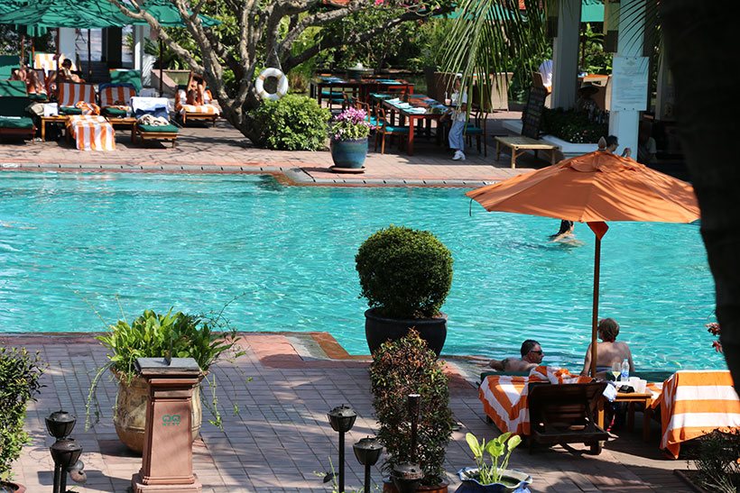 Uma das piscinas mais lindas de Bangkok