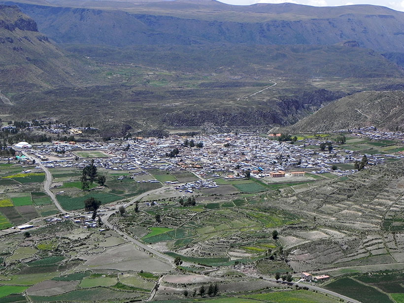 Chivay, cidadela no meio do Cânion del Colca, o mais profundo do mundo