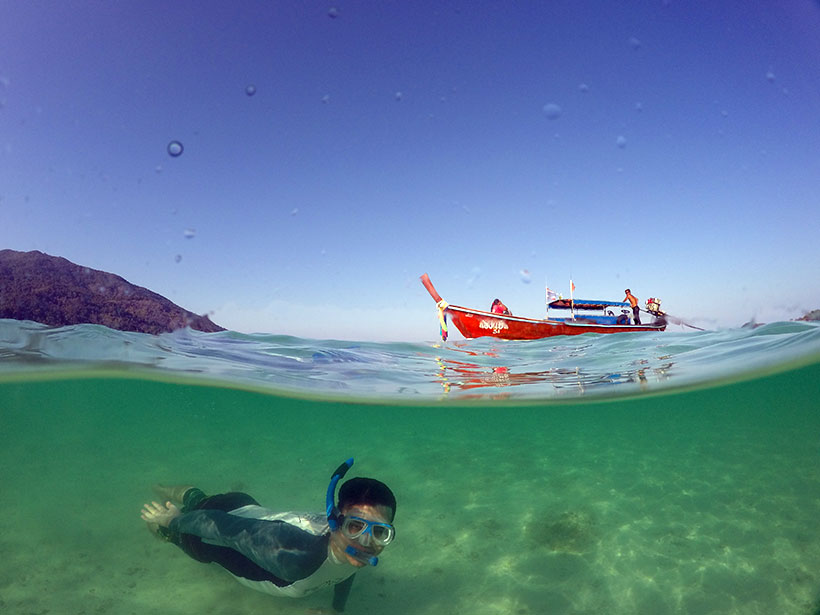 Diversão com snorkel nas praias de Koh Lipe
