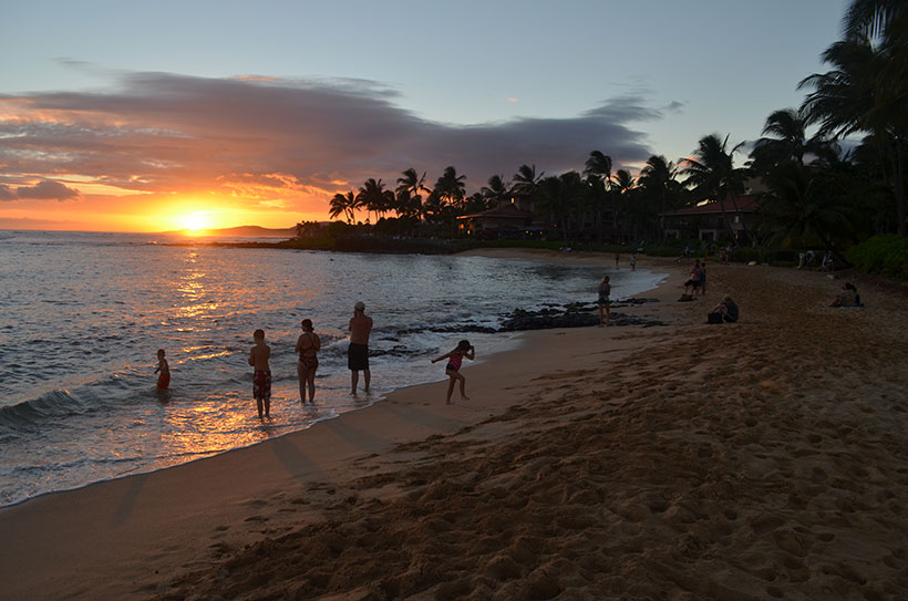 Pôr do sol espetacular em uma das praias do Kauai