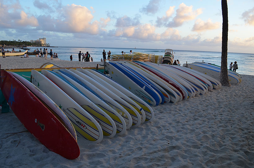 A North Shore, ponta norte da ilha de Oahu, é um dos picos mais famosos de surf no mundo