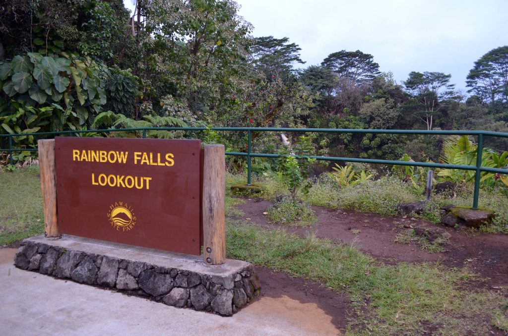 cachoeira no Havaí