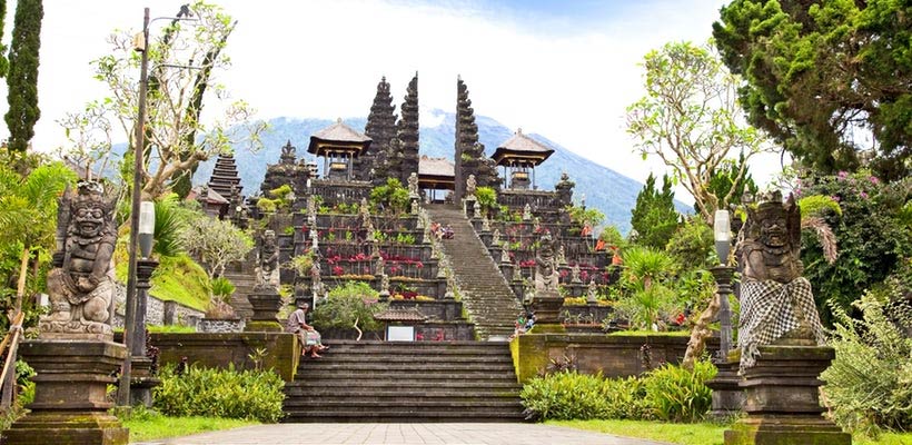 Templo Mãe de Bali, Indonésia