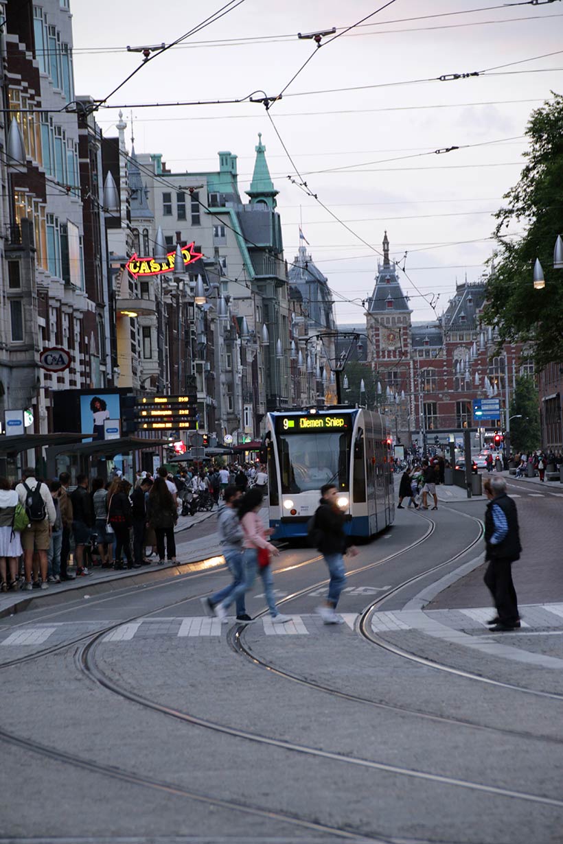 Transporte público em Amsterdam