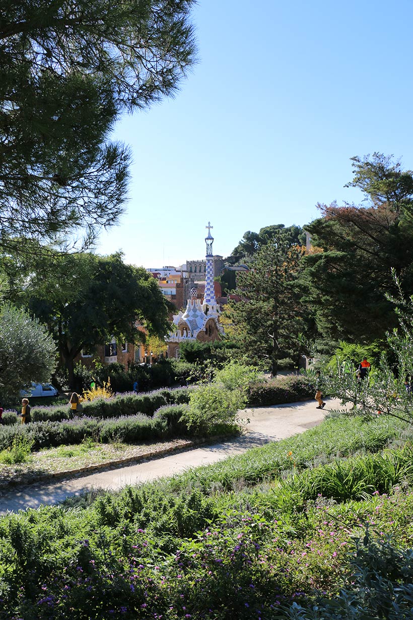 Jardins dentro do Parque Guell