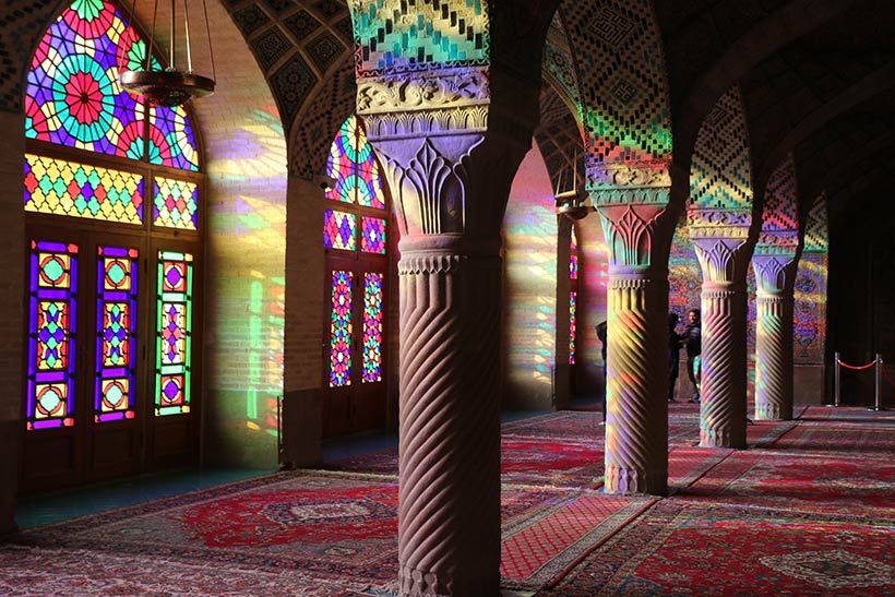 Mesquita cor de rosa em Shiraz